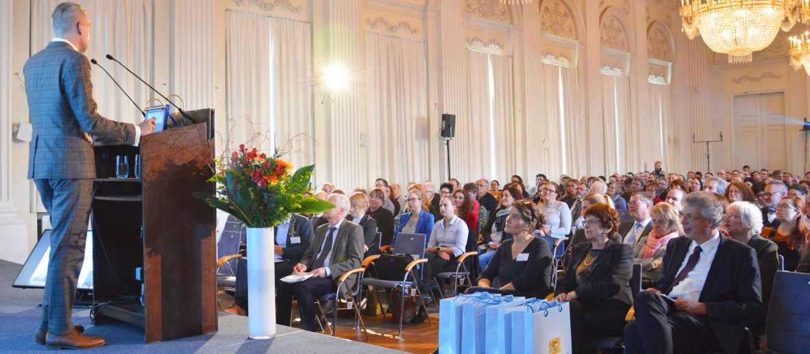 10. Symposium der Bayerischen Landesarbeitsgemeinschaft resistente Erreger (LARE) am 4. Dezember 2019 in der Münchner Residenz