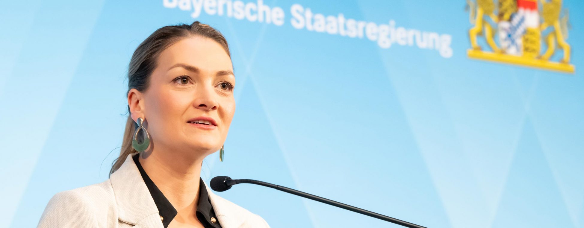 Staatsministerin Judith Gerlach, Pressekonferenz vom 19.03.2024. Quelle: Bayerische Staatskanzlei
