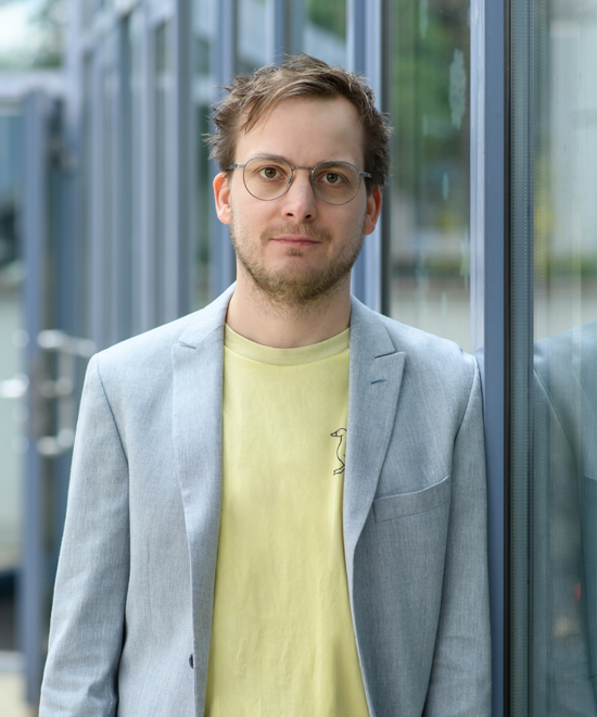 Portraitbild von Prof. Simon Reif